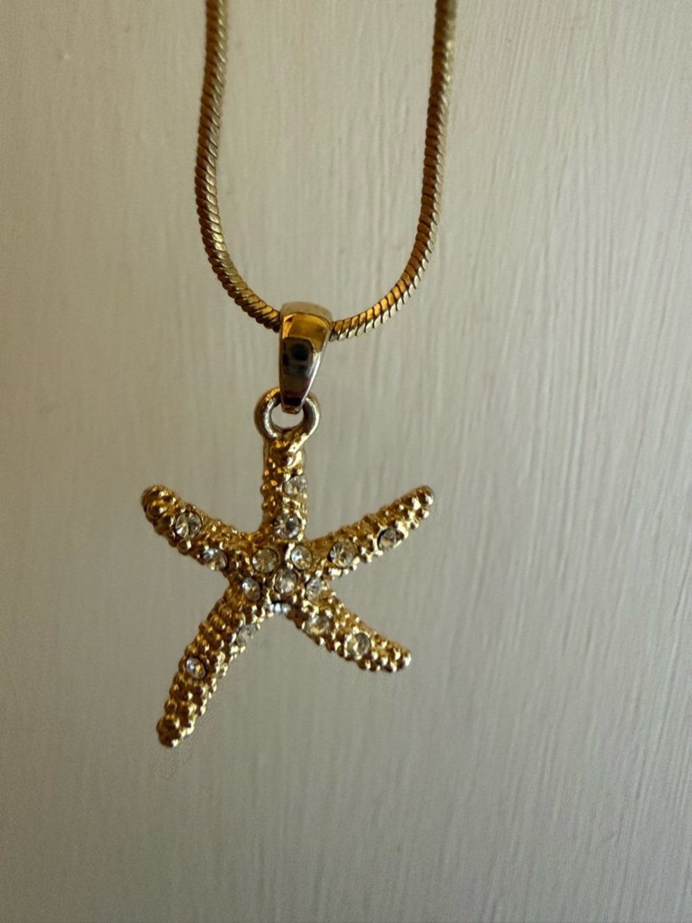 Gold Starfish Pendant Necklace - Women Jewelry